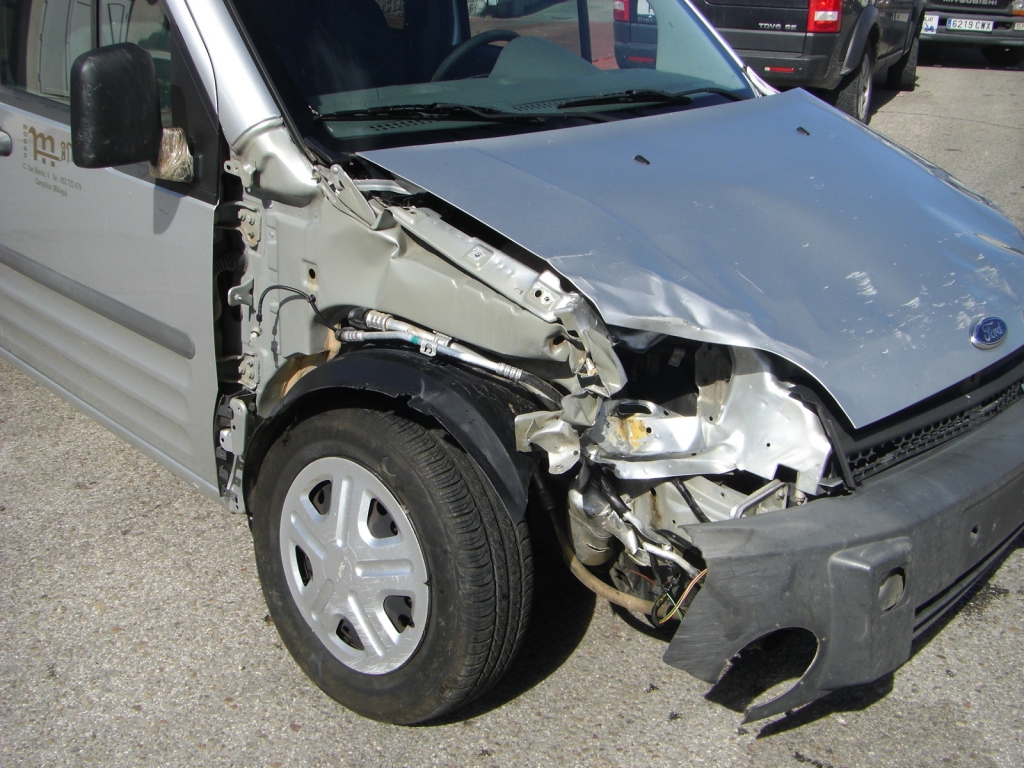 VISTA GOLPE FORT TRANSIT CONNECT TOURNEO 1.8 TDCI 90CV