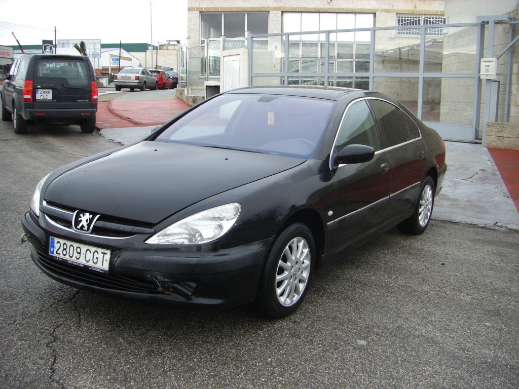 VISTA DELANTERA IZQUIERDA PEUGEOT 607 2.2 HDI 133CV EBANO