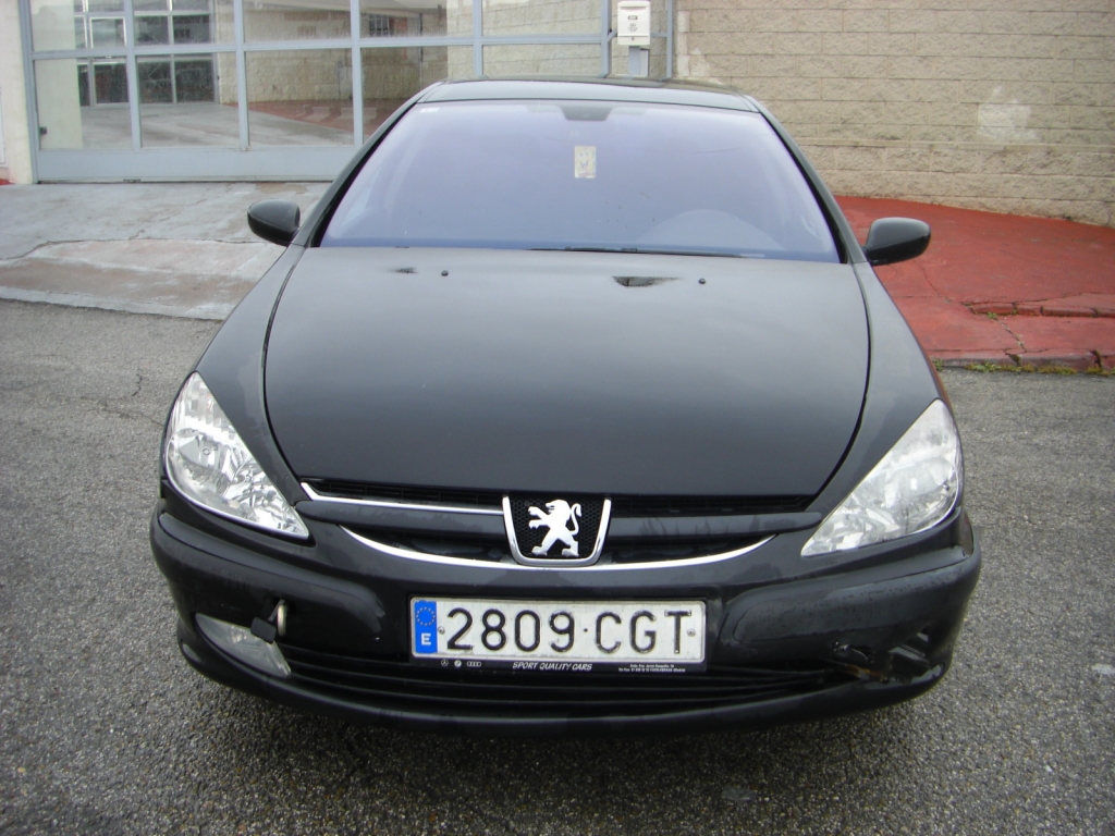 VISTA DELANTERA PEUGEOT 607 2.2 HDI 133CV EBANO