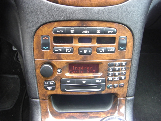 VISTA CLIMA Y TELEFONO VISTA INTERIOR TRASERO PEUGEOT 607 2.2 HDI 133CV EBANO