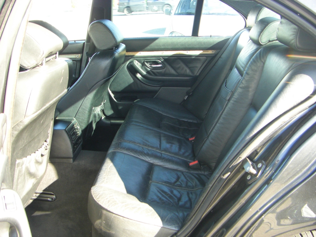 VISTA INTERIOR TRASERO BMW 530 D 3.0 183CV