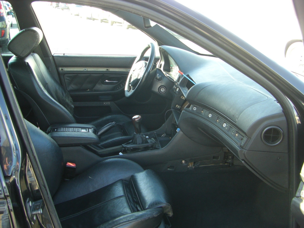 VISTA INTERIOR DERECHO BMW 530 D 3.0 183CV