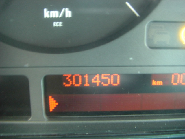 VISTA KM BMW 530 D 3.0 183CV