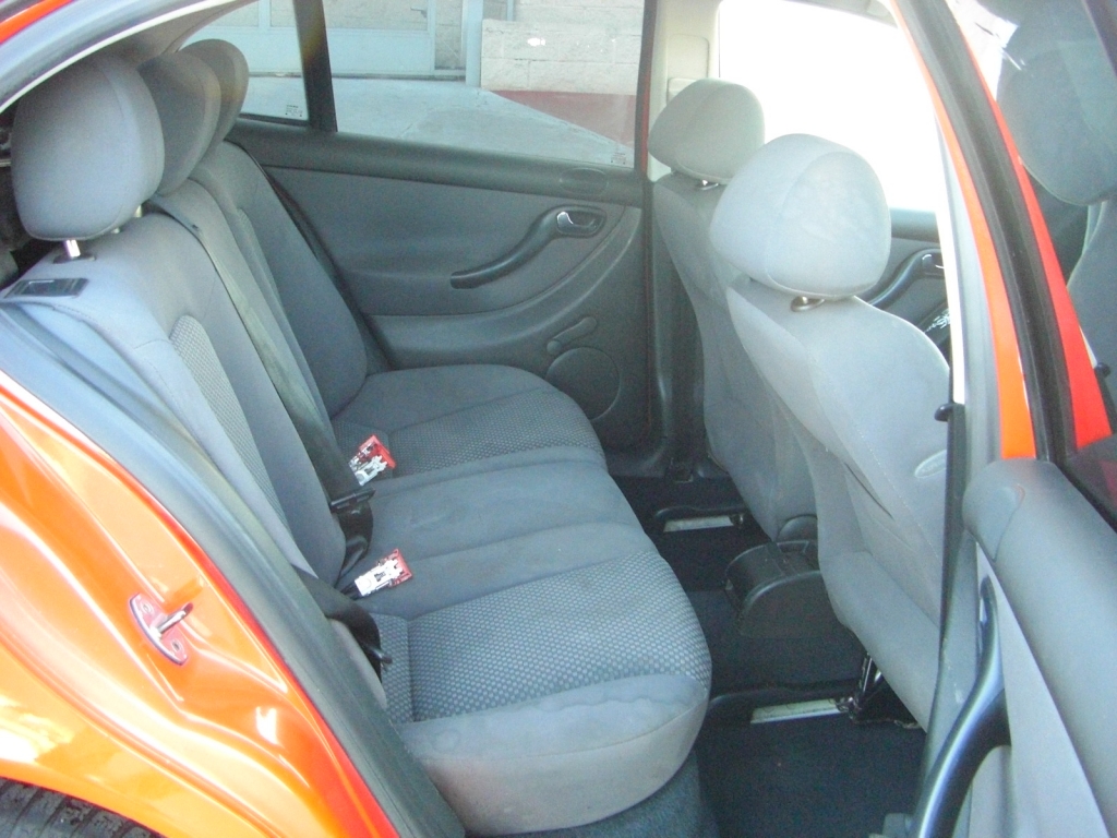 VISTA INTERIOR TRASERO SEAT LEON 1.9 TDI 110CV