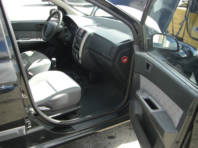 VISTA INTERIOR DERECHO VISTA DELANTERA HYNDAI GETZ 1.5 DCI 82CV