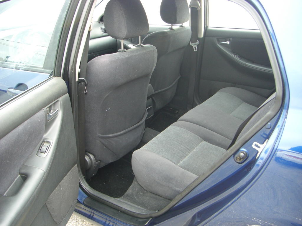 VISTA INTERIOR TRASERO TOYOTA COROLLA 1.6 GASOLINA 110CV