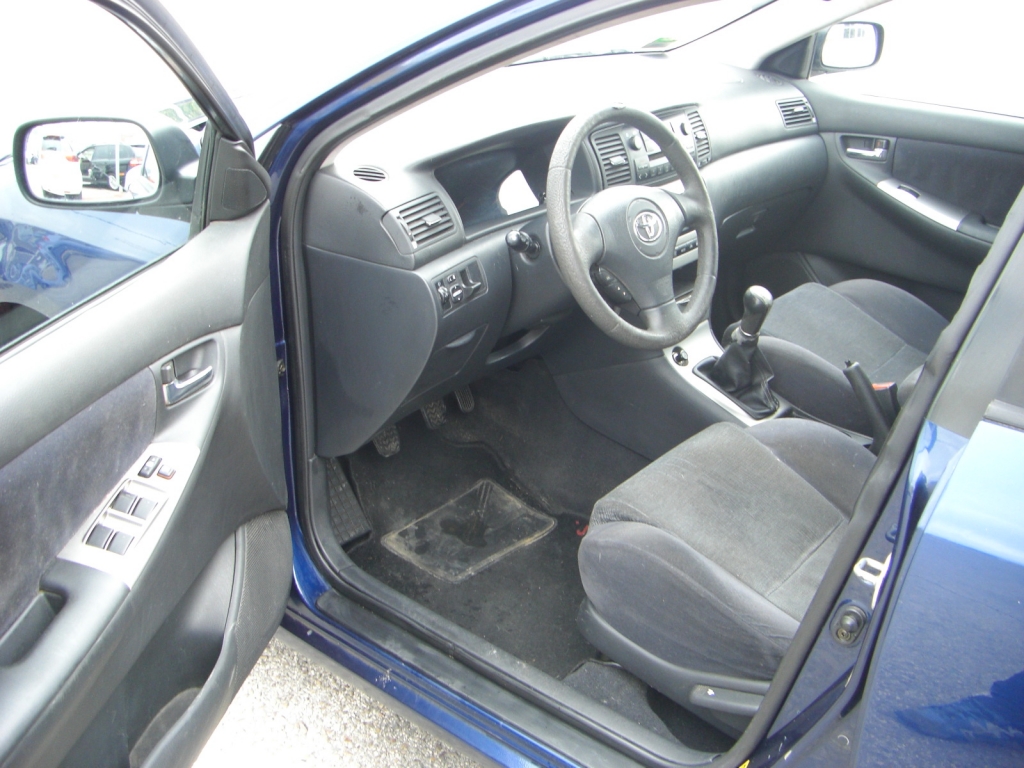 VISTA INTERIOR IZQUIERDO TOYOTA COROLLA 1.6 GASOLINA 110CV