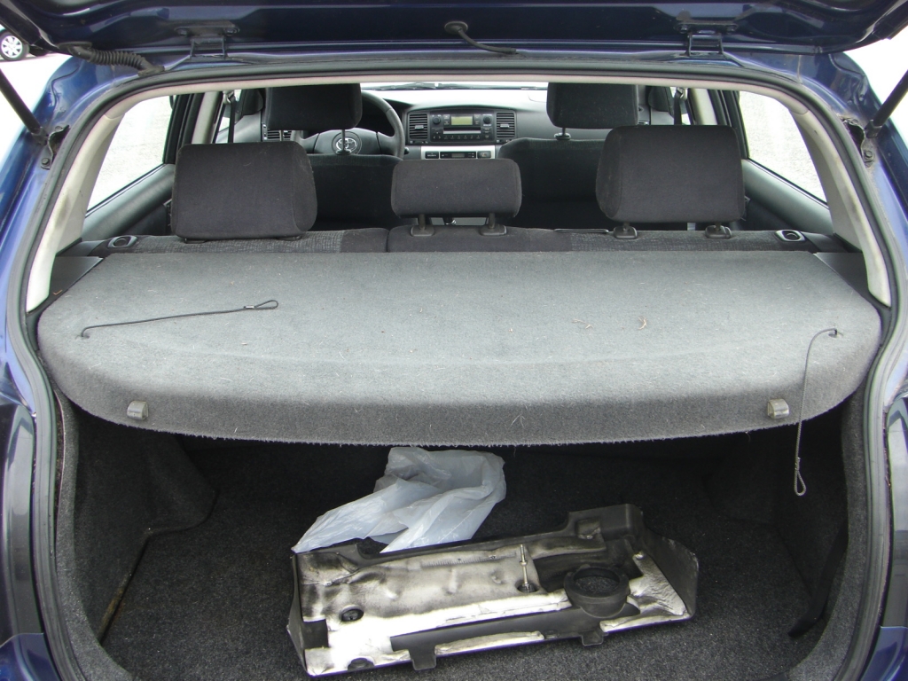 VISTA INTERIOR TOYOTA COROLLA 1.6 GASOLINA 110CV