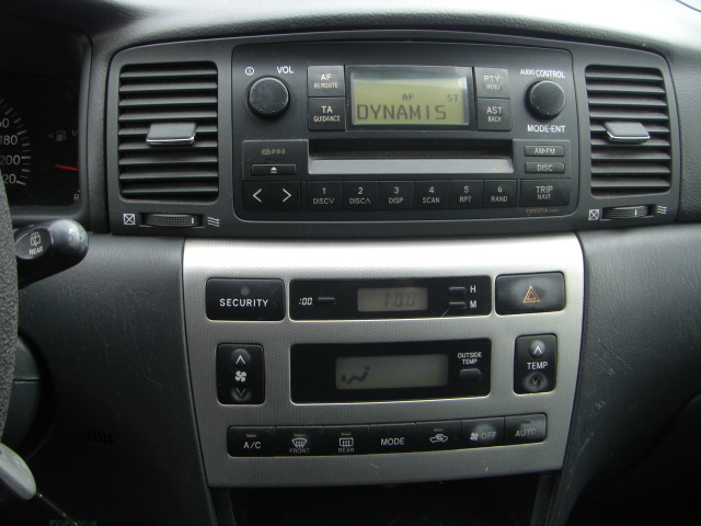 VISTA CD Y CLIMA TOYOTA COROLLA 1.6 GASOLINA 110CV