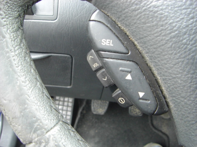 VISTA MANDOS AUDIO EN VOLANTE TOYOTA COROLLA 1.6 GASOLINA 110CV