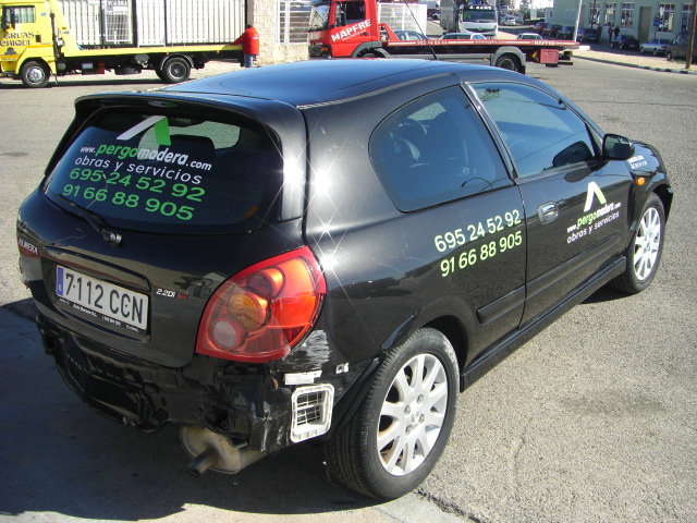 VISTA TRASERA DERECHA NISSAN ALMERA 2.2 D 110CV