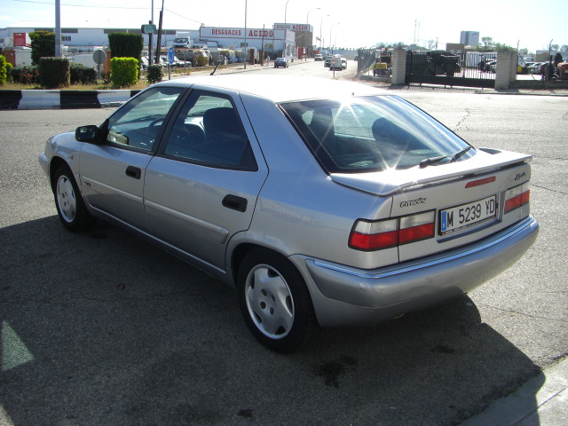 VISTA TRASERA IZQUIERDA CITROEN XANTIA 1.8 GASOLINA 110CV