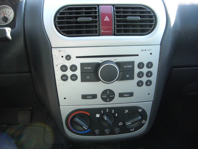 VISTA CD Y A/C OPEL CORSA 1.3 CDTI 70CV