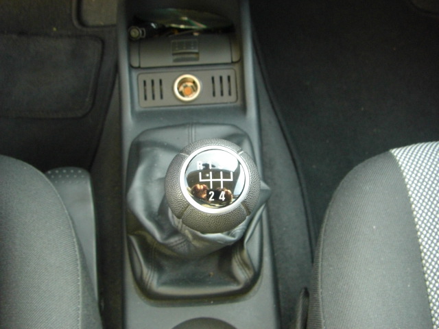 VISTA CAMBIO OPEL CORSA 1.3 CDTI 70CV