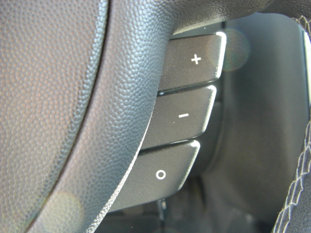 VISTA MANDOS AUDIO EN VOLANTE  VISTA MANDOS AUDIO EN VOLANTE 