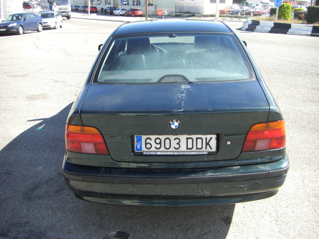 VISTA TRASERA BMW 530 D 3.0 183CV AUTOMATICO