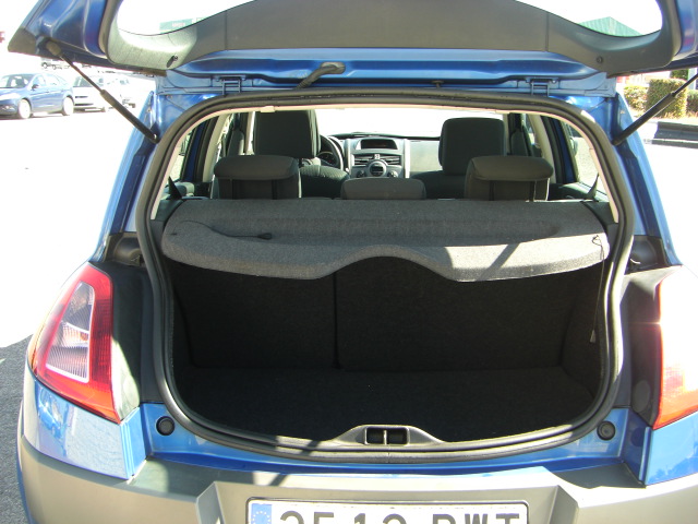 VISTA INTERIOR RENAULT MEGANE 1.9 DCI 120CV