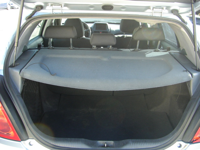 VISTA INTERIOR NISSAN ALMERA 2.2 DCI 112CV