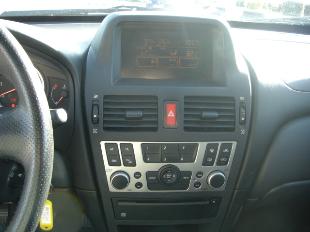 VISTA CLIMA,CD Y PANTALLA MULTI FUNCION NISSAN ALMERA 2.2 DCI 112CV