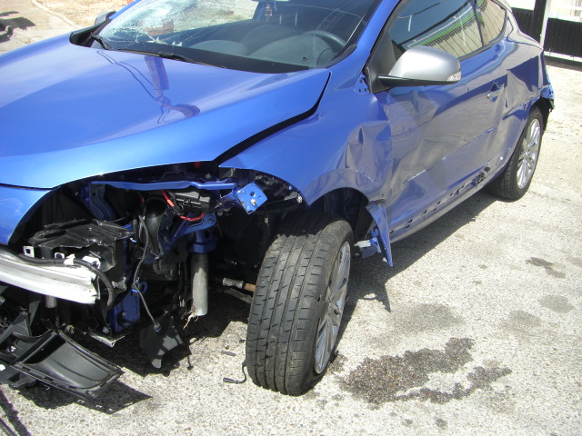 VISTA GOLPE MECANICA DE RUEDA DELANTERA IZQUIERDA RENAULT MEGANE 1.6 GT LINE 110CV 