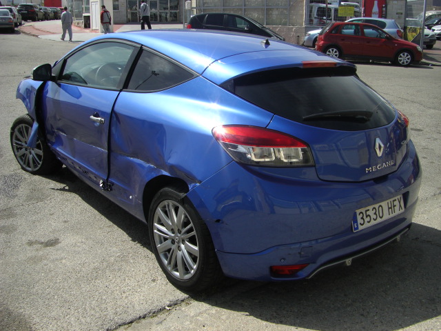 VISTA TRASERA IZQUIERDA RENAULT MEGANE 1.6 GT LINE 110CV 