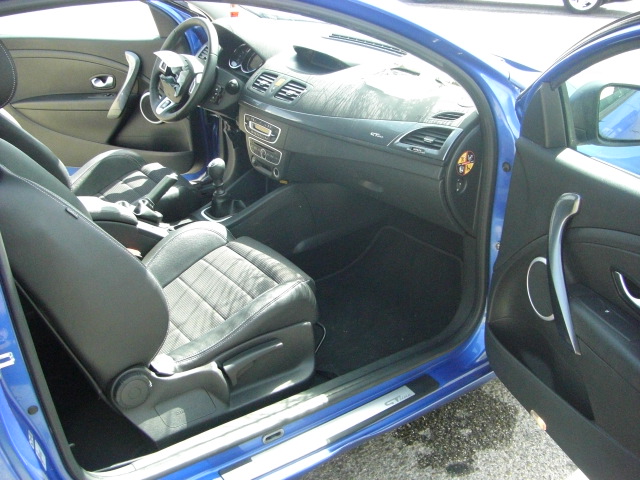 VISTA INTERIOR DERECHO RENAULT MEGANE 1.6 GT LINE 110CV 