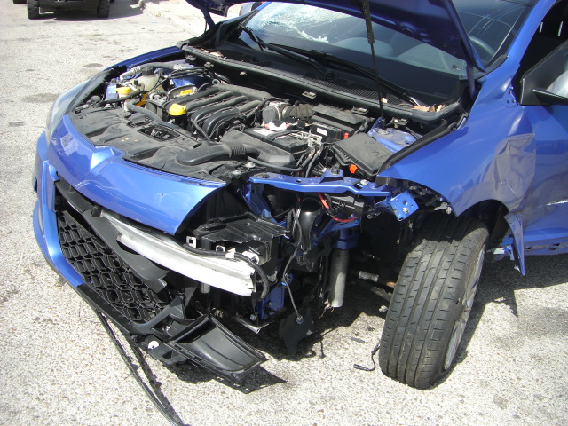 VISTA MOTOR LADO GOLPE RENAULT MEGANE 1.6 GT LINE 110CV 