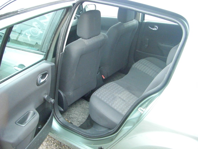 VISTA INTERIOR TRASERO RENAULT MEGANE 1.5 DCI 85CV