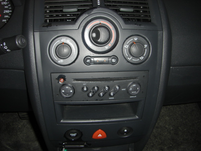 VISTA A/C Y CD RENAULT MEGANE 1.5 DCI 85CV