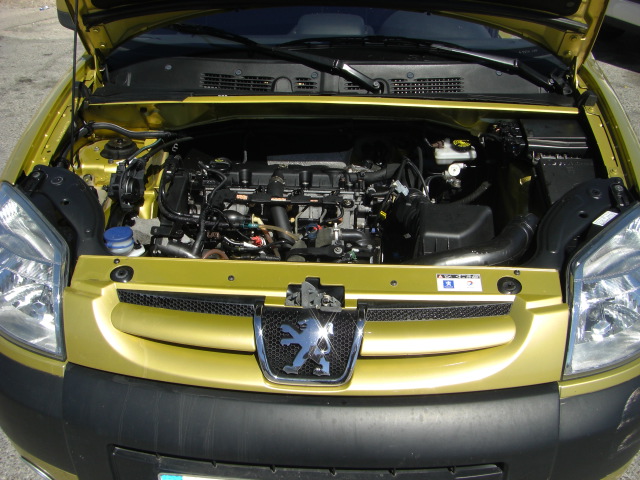 VISTA MOTOR PEUGEOT PARTNER COMBI PLUS 2.0 90CV