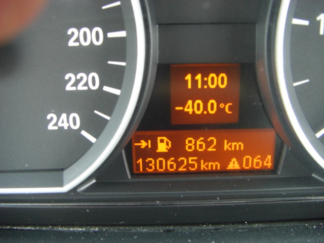 VISTA KM BMW 116 D PACK M 2.0 115CV