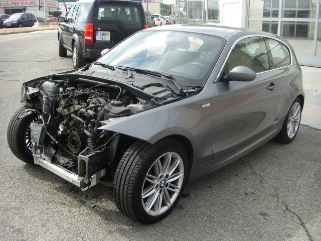 VISTA DELANTERA IZQUIERDA BMW 116 D PACK M 2.0 115CV
