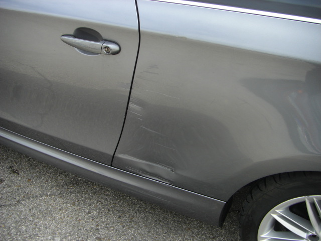 VISTA LEVE TOQUE TRASERO IZQUIERDO BMW 116 D PACK M 2.0 115CV