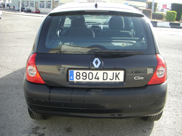 VISTA TRASERA RENAULT CLIO COMMUNITY 1.5 DCI 80CV