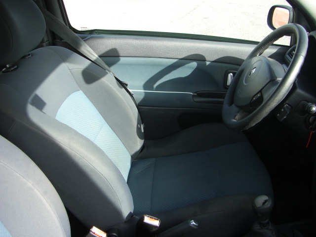 VISTA INTERIOR IZQUIERDO RENAULT CLIO COMMUNITY 1.5 DCI 80CV