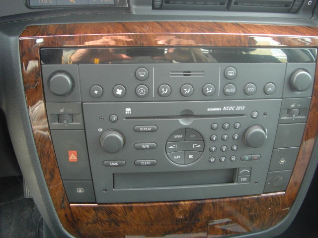 VISTA CLIMA Y CD OPEL OMEGA 2.6 V6 180CV