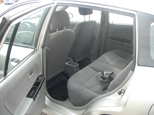 VISTA INTERIOR TRASERO KIA RIO 1.6 I-S 100CV FAMILIAR