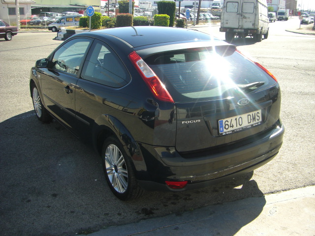 VISTA TRASERA IZQUIERDA FORD FOCUS SPORT 2.0 TDCI 136CV