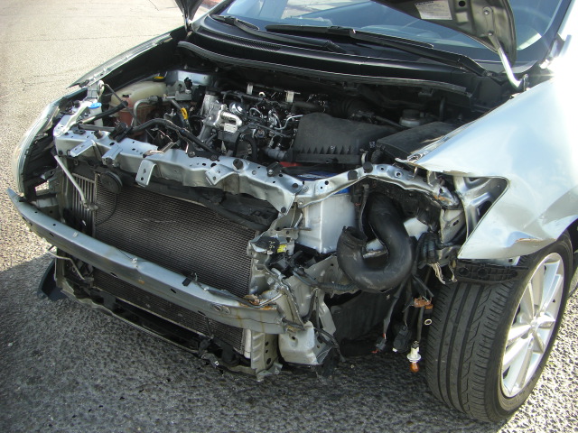 VISTA MOTOR LADO GOLPE TOYOTA AURIS 1.4 D4D 90CV