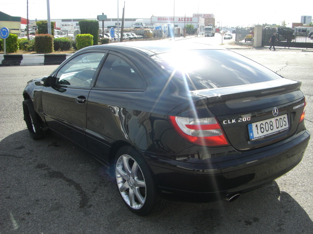 VISTA TRASERA IZQUIERDA MERCEDES BENZ C-230 KOMPRESOR 1.8 GASOLINA 192CV