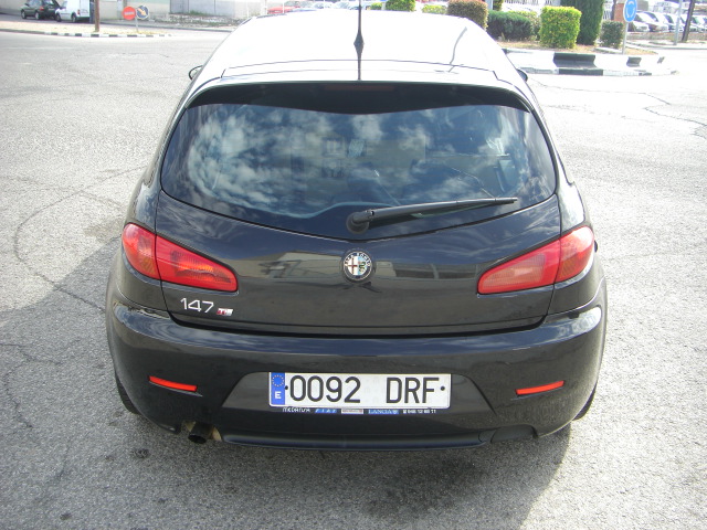 VISTA TRASERA ALFA ROMEO 2.0 TI SPORT 150CV GASOLINA