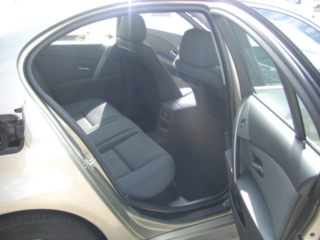 VISTA INTERIOR TRASERO 2 BMW 530D 3.0 217CV