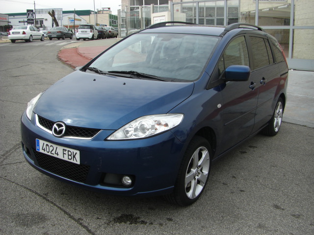 VISTA DELANTERA IZQUIERDA MAZDA 5 2.0 CRDI 142CV 7 PLAZAS