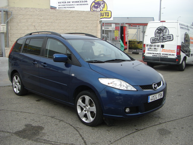 VISTA DELANTERA DERECHA MAZDA 5 2.0 CRDI 142CV 7 PLAZAS
