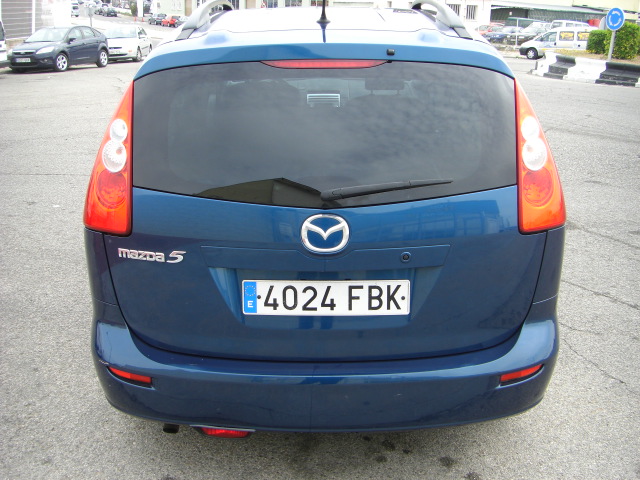 VISTA TRASERA MAZDA 5 2.0 CRDI 142CV 7 PLAZAS