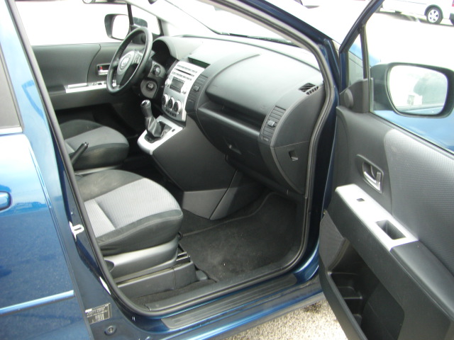VISTA INTERIOR DERECHO MAZDA 5 2.0 CRDI 142CV 7 PLAZAS