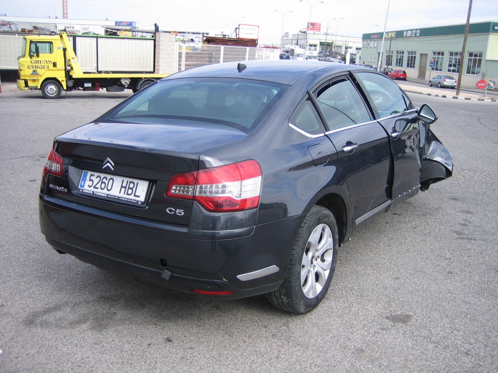 VISTA TRASERA DERECHA CITROEN C-5 2.0 HDI SPORT 140CV