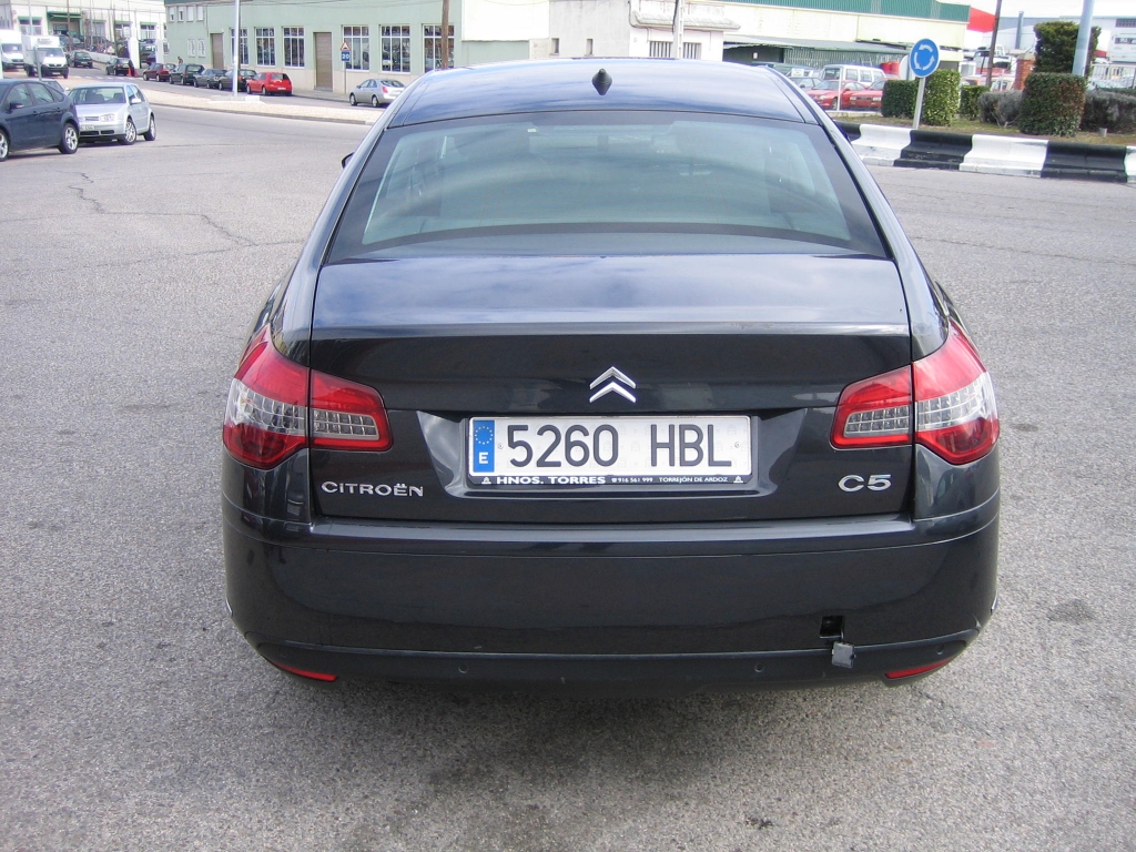 VISTA TRASERA CITROEN C-5 2.0 HDI SPORT 140CV