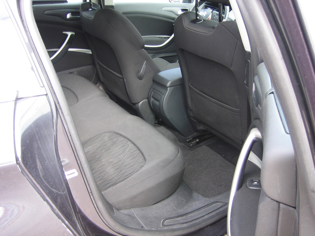 VISTA INTERIOR TRASERO 2 CITROEN C-5 2.0 HDI SPORT 140CV