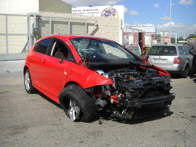 VISTA DELANTERA DERECHA SEAT LEON 2.0 TDI 140CV